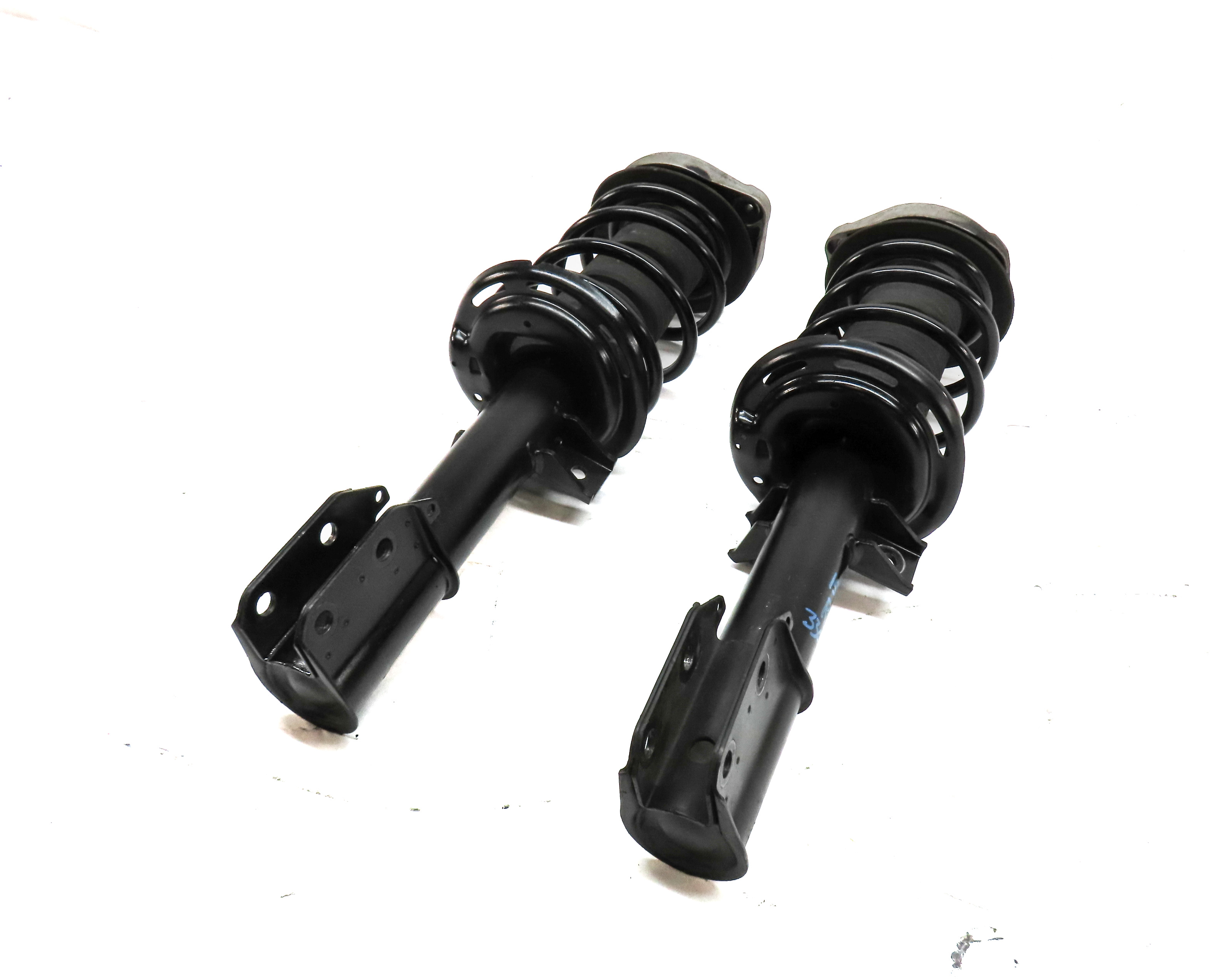 10-15 MERCEDES GLK (X204) FRONT LEFT & RIGHT (SPORT SUSPENSION) SHOCK STRUT SET2 — exact item pictured